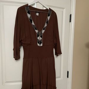 Beautiful Venus Brown Dress with detailed beans in front of the dress! Size XL